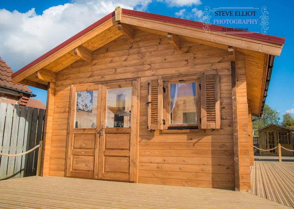 REUS 6.0x6.0m Log Cabin