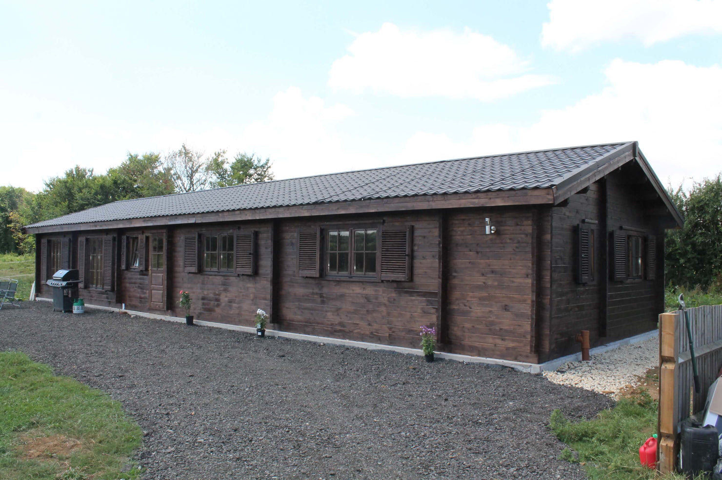 4 bed log cabin